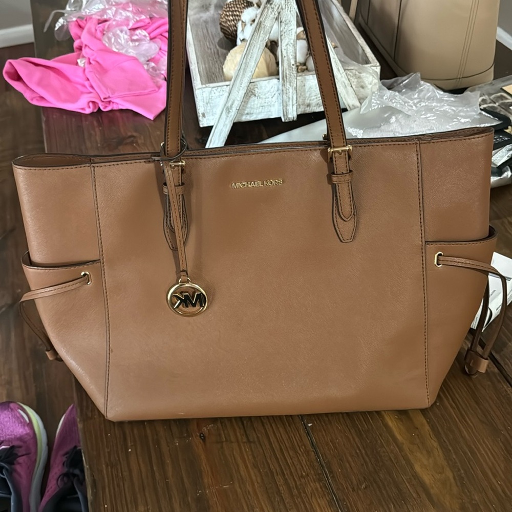Michael Kors bag